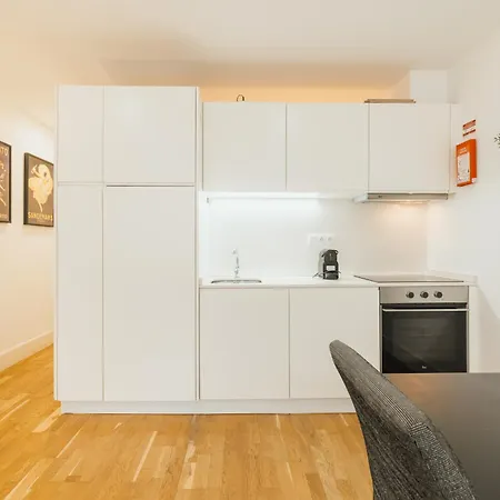 Heart Of The By Vacationy Appartement *