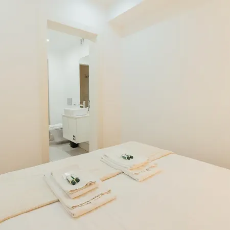 Heart Of The By Vacationy Appartement *